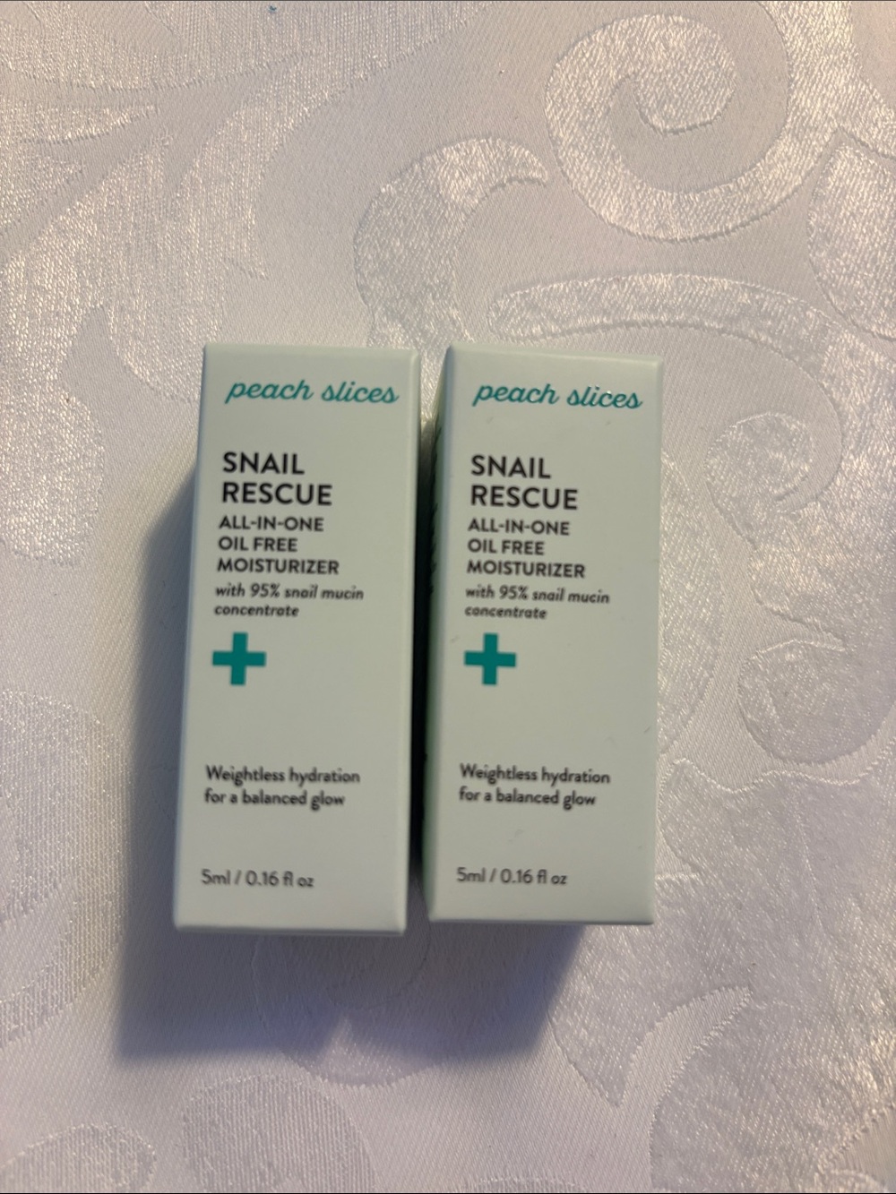 2 Peach Slices Snail Rescue all in one Oil-Free Moisturizers